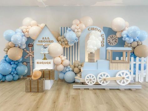 Choo Choo Train Birthday Party Decorations, Modern Train Party, Train Birthday Party Backdrop, Train Baby Shower Theme Boys, Train Birthday Balloons, Train Theme Baby Shower Ideas, First Birthday Train Theme, First Baby Boy Birthday Themes, Train Theme Birthday Party Decorations