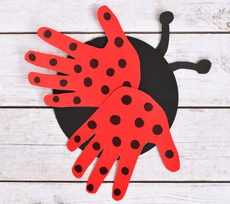 Spring Crafts For Kids Preschool, Kids Spring Crafts, Crafts For Kids Preschool, Ladybug Craft, Spring Toddler Crafts, Recycled Crafts Kids, Ladybug Crafts, Dot Day, Summer Crafts For Kids