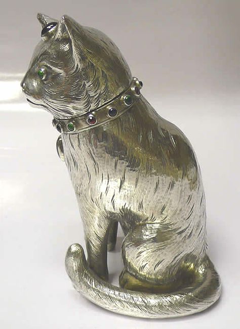 Antique German Silver Model Cat Box, c. 1850 Silver Sculpture, Silver Things, Silver Ware, Antique Bucket, Silver Model, Cat Sculpture, Cat Figurines, Cat Items, Cat Box