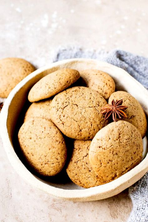 Ayurvedic Chai Biscuits — AYU AYURVEDA Ayurveda Food Recipes, Ayurvedic Dessert, Ayurvedic Dinner, Ayurveda Aesthetic, Ayurvedic Meals, Ayurveda Routine, Kapha Balancing, Ayurvedic Food, Vata Pitta Kapha