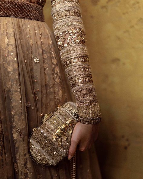 Sabyasachi Gown, Sabyasachi Lehenga Cost, Sabyasachi Collection, Sabyasachi Sarees, Sabyasachi Lehenga, Handmade Wedding Gifts, Sabyasachi Jewellery, Potli Bag, Potli Bags