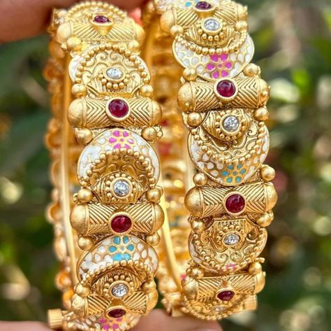 Premium quality rajwadi bangles♥️😍 Rajwadi Bangles, Premium Quality, Bangles