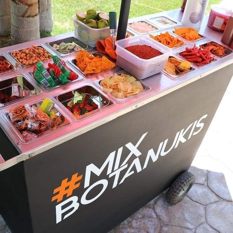 Snack Food Business Ideas, Mexican Candy Cart Ideas, Business Snack Bar, Diy Tostilocos Bar, Elote Bar Set Up, Esquites Bar, Snack Bar Cart Ideas, Snack Cart Party, Mobile Snack Cart