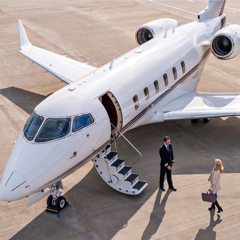 Jets Privés De Luxe, Jet Privé, Luxury Jets, Plane Flight, Luxury Private Jets, Private Aircraft, Private Plane, Davos, Luxury Lifestyle Dreams