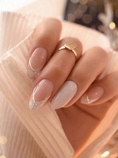 35+Cutest Graduation Nail Ideas For 2024 Graduation Nails Gel Almond, Cute Nail Designs For Graduation, Graduation Nails Ideas 2024, Graduation Nail Inspo Short, Nail Graduation Ideas, Graduation Nail Inspo 2024, Graduation Nails 2024, 2024 Graduation Nails Ideas, Simple Graduation Nails Classy