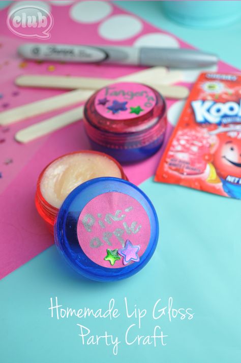 Homemade Lip Gloss party craft idea Spa Party Activities, Homemade Lip Gloss, Kids Spa Party, Kids Spa, Spa Birthday Parties, Spa Birthday, Spa Party, Lip Glosses, Sleepover Party