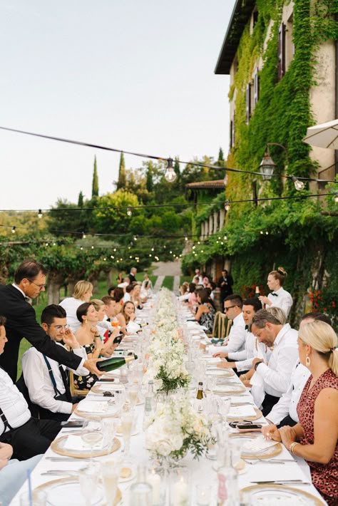 Vogue Featured Wedding : This Wedding at Lake Garda in Italy Was Inspired by Artist Cy Twombly. This dinner tablescape is everything Italian and the most romantic setting for a 5 course meal. Italian Wife, Pompidou Centre, Wedding At Lake, Wedding View, Lake Como Wedding, Villa Wedding, Got Engaged, Lake Garda, Tuscany Wedding