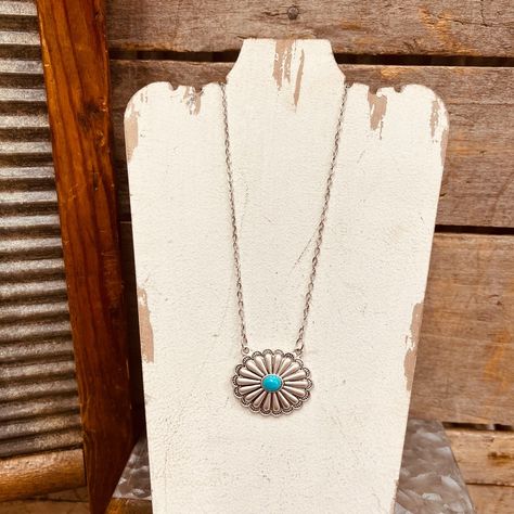 Country Chic Outfits, Colored Necklace, Western Necklaces, Texas Girl, Cowgirl Jewelry, Hammered Metal, Cowgirl Outfits, Sterling Jewelry, Western Jewelry