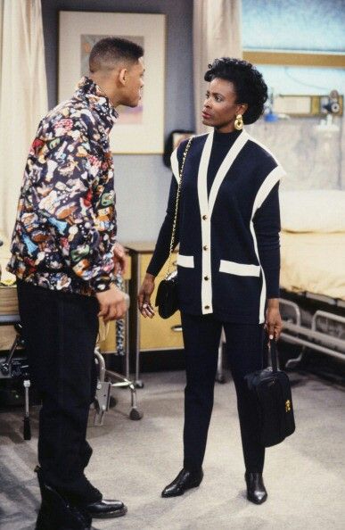 Janet Hubert as The Original Viv on The Fresh Prince of Bel Air with Will Smith Pharrell Williams Hat, 90s Outfit Party Hip Hop, Aunt Viv, 90s Outfits Party, Colorful Wardrobe, Fresh Prince Of Bel Air, Prince Of Bel Air, Simple Joys, Fresh Prince