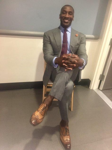 Distinguished Gentleman Wednesday. | Sparkles and Champagne / Shannon Sharpe Fit Checks | Know Your Meme Sparkles And Champagne, Shannon Sharpe, Distinguished Gentleman, Fit Checks, Poppin Bottles, Black Suit Men, Image Memes, Reaction Face, Silly Images