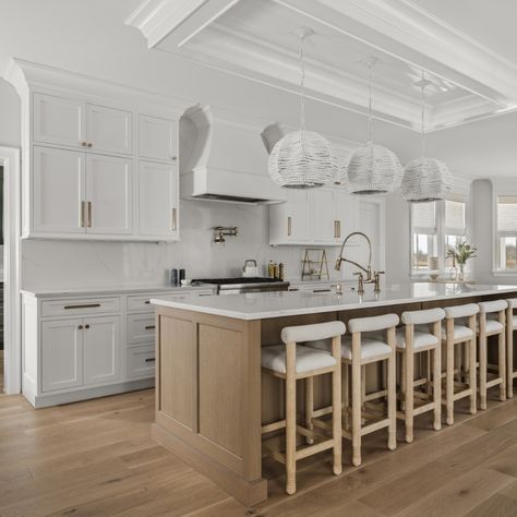 Some of the details that elevate a kitchen design:⁣ ⁣ → Custom cabinetry with personalized storage solutions⁣ → A walk-in pantry or back kitchen if space allows⁣ → An expansive island⁣⁣ → Artful lighting⁣ fixtures⁣ → Timeless finishes like marble and natural wood⁣ ⁣ What's on your must-have list?⁣⁣ ⁣ ⁣ #Project⁣⁣Driveway⁣ Design: @townandcountrydesignstudio⁣⁣⁣⁣⁣⁣⁣⁣ Photography: @torisikkemaphotography Back Kitchen, White Shaker Kitchen, Wood Island, Driveway Design, Red Bank, Wood And Marble, Country Design, Town Country, Boutique Design