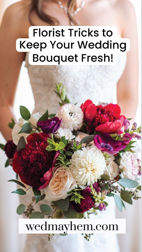 Wedding Bouquets Bride Real Flowers, How To Keep Bouquets Fresh, How To Make Fresh Flower Bouquets, Wedding Bouquets 2024 Trend, Diy Fresh Flower Bouquet, Diy Bridal Bouquet Real Flowers, Diy Wedding Bouquet Real Flowers, Bouquet Sizes Chart, How To Make Wedding Bouquets