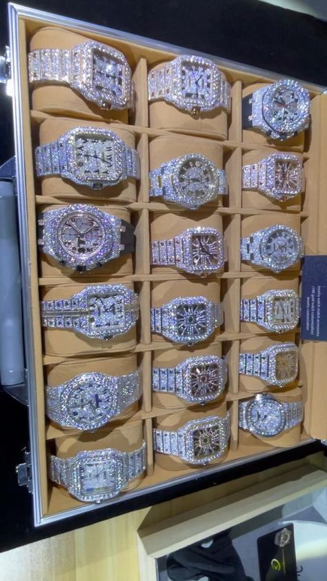 Dope Jewelry Accessories, Used Rolex, Rapper Jewelry, Fancy Watches, Diamond Watches For Men, Expensive Jewelry Luxury, Expensive Watches, Jewelry Accessories Ideas, Dope Jewelry