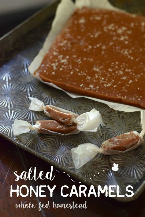 Soft Caramels Recipe, Soft Caramels, Homemade Caramels, Salted Caramels, Honey Candy, Honey Caramel, Baking Inspiration, Candy Recipes Homemade, Soft Caramel