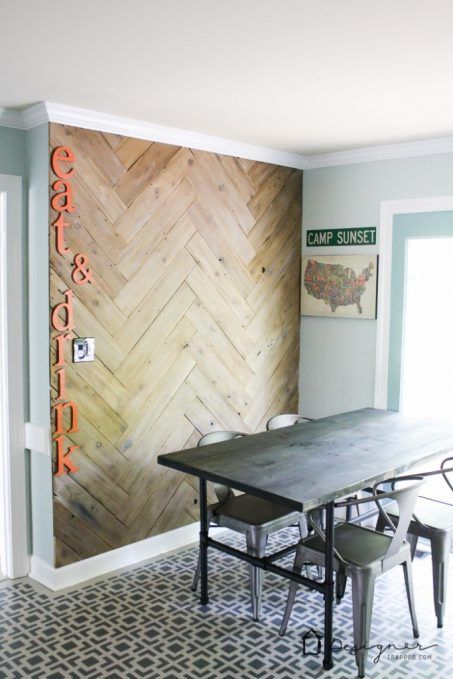 Diy Plank Wall, Wooden Accent Wall, Wood Plank Walls, Diy Wand, Diy Accent Wall, Old Fences, Wood Accent Wall, Plank Walls, Statement Wall