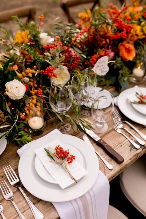 Table Decorations Autumn, Fall Wedding Table Decor, Harvest Wedding, Fall Wedding Tables, Wedding In California, Wedding Themes Fall, Vintage Weddings, Table Styling, Wedding Inspiration Fall