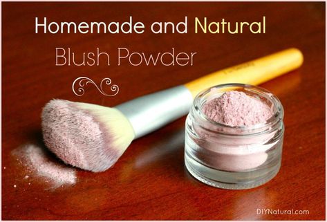 Homemade Cosmetics Recipes, Concealer Tips, Homemade Blush, Natural Beauty Routine, Makeup Recipes, Natural Eyeliner, Homemade Moisturizer, Homemade Makeup, Homemade Cosmetics