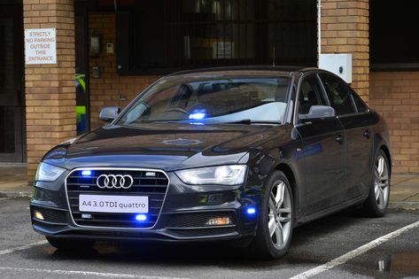 Unmarked Traffic Car | South Wales Police Audi A4 3.0 TDI Qu… | Flickr Unmarked Police Cars, Profile Telegram, Undercover Police Cars, British Police Cars, Car Rider, Undercover Police, Police Truck, Chasing Cars, Police Vehicles