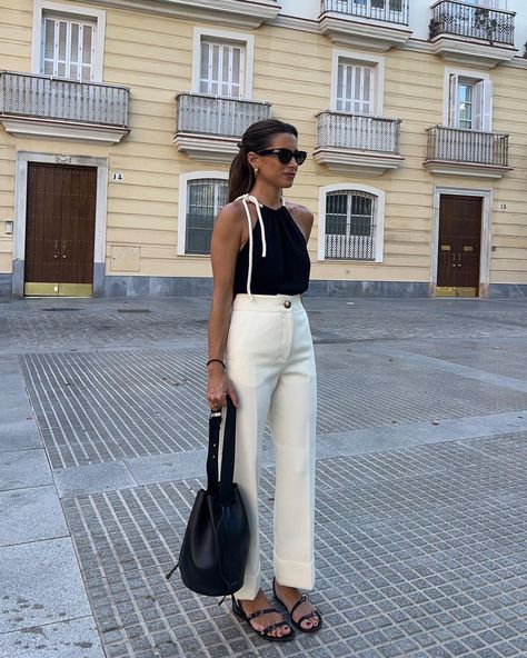 María Valdés | B&W🫶🏼 @sezane #sezanelovers *ad | Instagram Halter Neck Top Outfit, Modern Feminine Style, Black Summer Outfits, Classic Feminine Style, European Summer Outfits, White Rope, Stylish Summer Outfits, Black Strappy Sandals, Black Halter