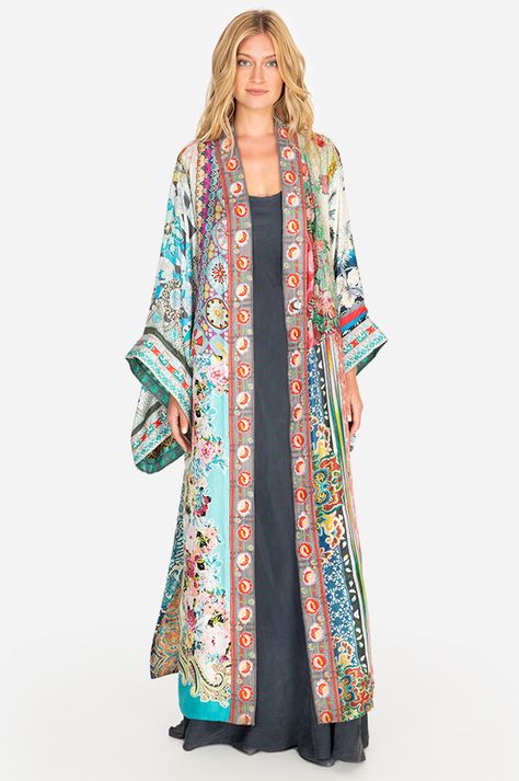 Modern Kimono Fashion Outfits, Long Kimono Outfit, Modern Kimono Fashion, Gilet Kimono, Kimono Online, Modern Kimono, Kaftan Designs, Mode Kimono, Kimono Outfit