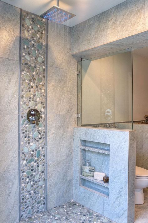 tile and rock shower Hgtv Bathroom, Upscale Bathroom, Makeover Kamar Mandi, Bilik Air, Bathroom Shower Design, Farmhouse Tile, Master Shower, Tub Tile, Bad Inspiration