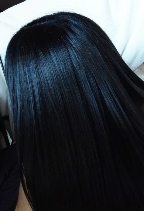 Blue Undertone Hair, Undertone Hair, Midnight Blue Hair, Blue Black Hair, Dark Blue Hair, Black Hair Dye, Jet Black Hair, Hair Streaks, Hair Stylies