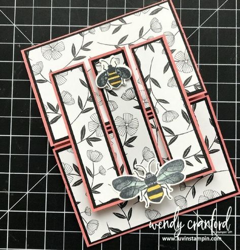 3 Crossover Fun Fold Card Ideas with Free Printable Tutorial Fun Fold Card Ideas, Fancy Fold Card Tutorials, Card Making Templates, Bee Cards, Cricut Cards, Shaped Cards, Fold Cards, Card Making Tutorials, Fancy Fold Cards