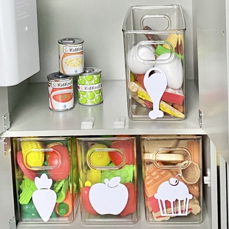 Play Food Organization Toy Storage, Play Kitchen Food Organization, Toy Food Organization, Organizing Play Kitchen, How To Organize Play Kitchen Food, Play Kitchen Organization Toy Storage, Play Food Organization, Kids Play Kitchen Organization, Toy Kitchen Organization