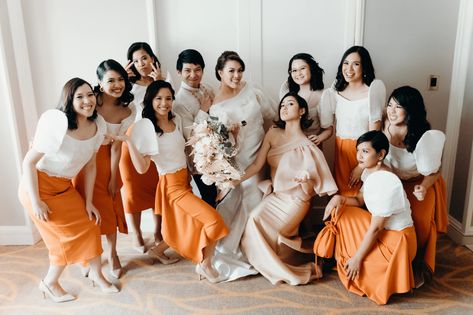 #RealWeddings: Traditional Filipino Aesthetics Got A Beautiful Contemporary Upgrade At This Colonial-Themed Wedding | Metro.Style Filipino Wedding Traditions, Filipiniana Wedding Dress, Filipiniana Wedding Theme, Bridal March, Filipiniana Wedding, Filipino Wedding, Filipino Style, Wedding Motifs, Metro Style