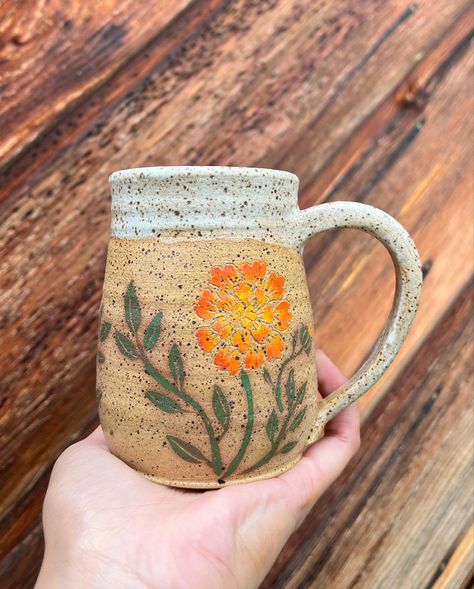 Underglaze on Laguna Clay Underglazed Mug, Underglaze Mugs, Ceramic Underglaze Ideas, Pottery Underglaze Ideas, Underglaze Painting On Pottery, Painting On Pottery, Ceramic Carving, Farmhouse Studio, Underglaze Painting