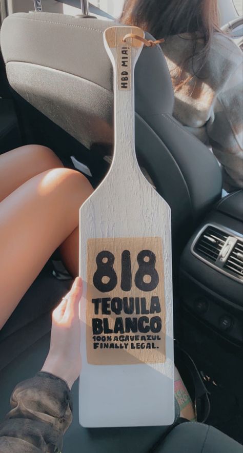 Sage Green Sorority Paddle, Cute Paddles Sorority, 21st Sorority Paddles, Funny Sorority Paddles, 21st Paddle Ideas, Big Little Sorority Paddles, Big Lil Paddles, Paddle Inspo Sorority, Paddle Painting Ideas