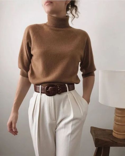 Mode Over 50, Classy Vintage Outfits, Manhattan Fashion, Caramel Cream, Chique Outfits, Looks Street Style, Street Style Paris, Mode Inspo, Looks Chic