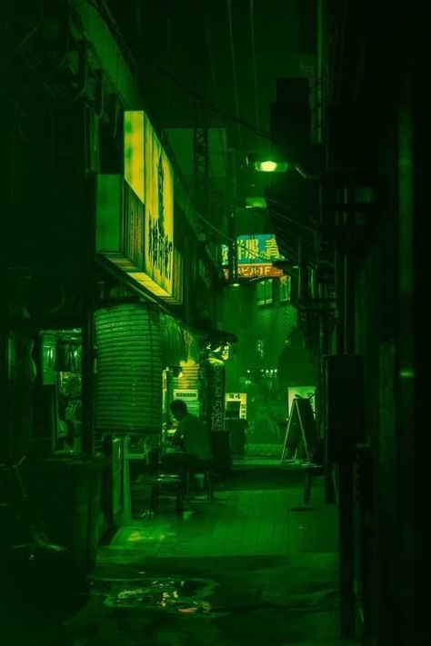 Aesthetic Hands, Cool Room, Dark Green Aesthetic, Aesthetic Green, Neon Aesthetic, Green City, Dark Photography, Environment Concept Art, Night Aesthetic