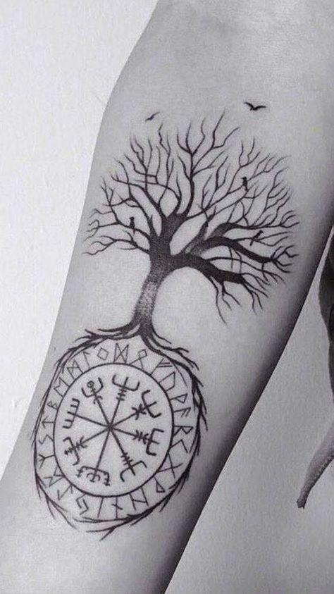 These designs from the Celtic culture have become a source of inspiration to body art.#celtic #tattoos Vegvisir Tattoo Women, Expanse Tattoo, Celtic Tree Tattoos, Runes Tattoo, Simbols Tattoo, Vegvisir Tattoo, Tattoos For Women On Thigh, Yggdrasil Tattoo, Celtic Tattoos For Men