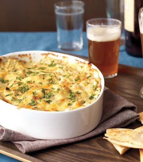 A list of 8+ dips and the perfect appetizers for New Year's Eve! Thanksgiving Appetizers Easy, Hot Crab Dip, Martha Stewart Recipes, Make Ahead Appetizers, Fontina Cheese, Spread Recipes, Thanksgiving Appetizers, Spinach Dip, Artichoke Dip