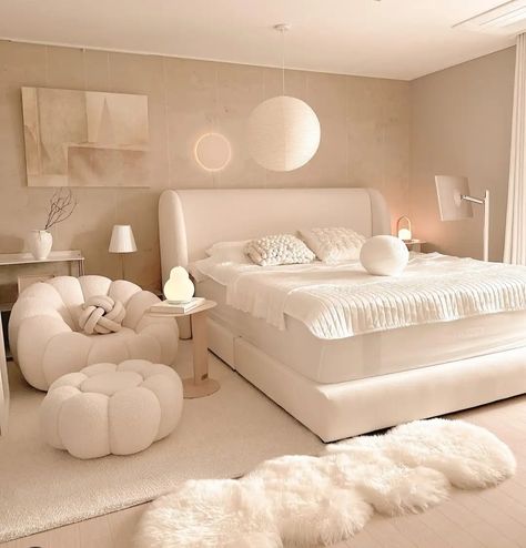 Dream Bedroom Inspiration, Cool Room Designs, Simple Bedroom Design, Dream Apartment Decor, Design Moda, Room Redesign, Redecorate Bedroom, Room Makeover Bedroom, Room Makeover Inspiration