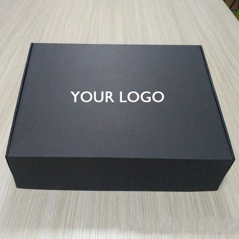 Mailer Box Packaging, Small Business Clothing, Cheap Gift Bags, Trade Show Giveaways, Boxes Packaging, Black Packaging, Mailer Box, Clothing Boxes, Corrugated Box