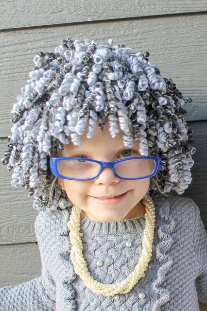 How To Make a Curly Yarn Wig | Miss Kopy Kat Crochet Wigs For Kids, How To Make A Doll Wig, Crochet Wig Pattern Free, Yarn Wig Cosplay, How To Make A Yarn Wig, How To Make A Wig, Crochet Wig Pattern, Halloween Diy Ideas, Yarn Wigs