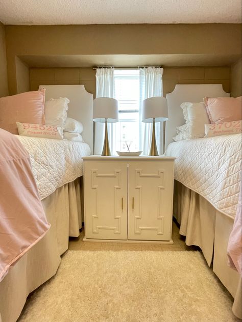 Ole Miss Martin Dorm room, pink and gold After Five Designs Dorm Room, Pink Dorm Rooms Ideas, Pink And Gold Dorm Room Ideas, Dorm Room Designs Pink And White, Gold Dorm Room Ideas, Pink White And Gold Dorm Room, Dorm Room Ideas White, Light Pink And White Dorm Room, Blush Pink Dorm Room