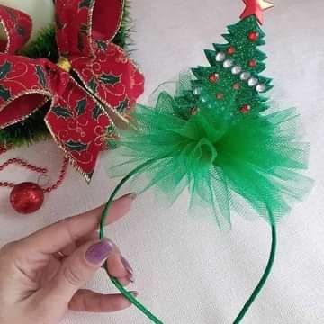 Christmas Headband Diy, Christmas Tree Headband, Christmas Headwear, Christmas Diy Kids, Christmas Art For Kids, Happy Christmas Day, Christmas Photo Props, Christmas Hair Accessories, Christmas Craft Fair