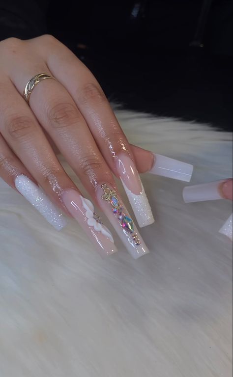 Medium Square Acrylic Nails With Rhinestones, Latina Nail Designs Black, White Xxl Acrylic Nails, Long Acrylic Nails, Cute Acrylic Nails, Stylish Nails, Nail Inspo, Cute Nails, Eyeliner