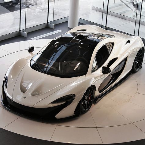 Mclaren P1 White, P1 Mclaren, White Mclaren, F12 Berlinetta, New Sports Cars, Real Car, Mclaren P1, Exotic Sports Cars, Fancy Cars