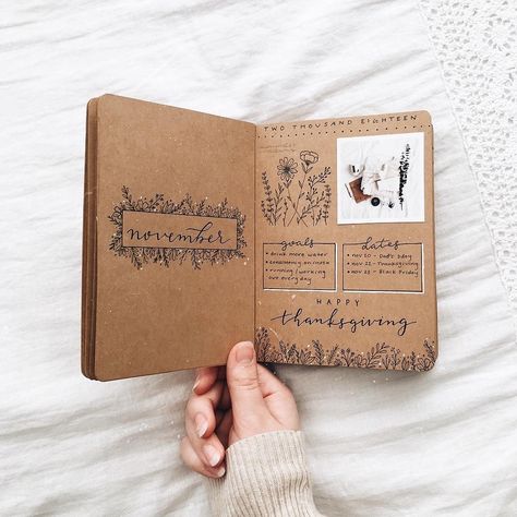 The use of brown craft paper makes this extra special @elegantbooks 😍🌿✨ the plant doodles are so beautiful 💛 #notebooktherapy - Shop our… Plant Doodles, Plant Doodle, Bullet Journal Page, Diy Travel Journal, Paper Journal, Bullet Journal Notebook, Photo Album Scrapbooking, Bujo Inspiration, Bullet Journal Spread