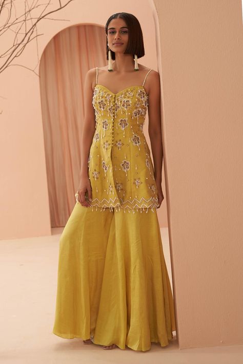 Haldi Designs Dress, Indian Engagement Guest Outfit, Yellow Indo Western Outfits, Haldi Guest Outfit, Yellow Indian Outfit, Organza Sharara, Yellow Sharara, Strappy Shirt, Haldi Ceremony Outfit