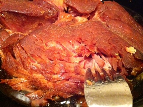 Fall-Off-The-Bone Crock Pot Ham – Something Sweet Something Salty Crock Pot Ham, Quinoa Burger, Fresh Ham, Crockpot Ham, Slow Cooker Ham, Ham Steaks, Pork Ham, Crockpot Dishes, Baked Ham