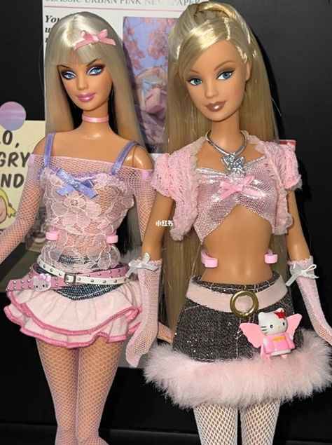 Barbie Diaries Outfit, Barbie Outfits Doll, Barbie Restyle, Barbie Doll Outfits, Kawaii Barbie, Customized Dolls, Bratz Doll Outfits, Barbie Top, Custom Barbie