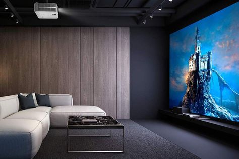 Projetores entregam super telas Cinema Projector, Short Throw Projector, Best Projector, Villa Bali, Home Theaters, King Size Sheets, Movie Projector, Portable Projector, Home Theater Projectors