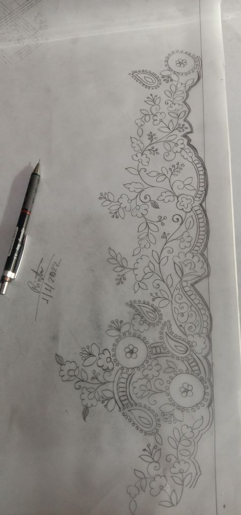 Saree Border Khakha, Saree Boarder Designs Sketch, Border Khakha, Khaka Designs Embroidery, Flower Drawing Design, Textile Prints Design, Border Embroidery Designs, Bead Embroidery Patterns, Border Embroidery