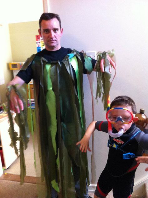 Seaweed & Scuba Diver Algae Costume, Seaweed Costume Diy, Seaweed Costume, Finding Nemo Costume, Nemo Costume, Carnaval Outfit, Fish Fingers, White House Correspondents Dinner, Outfit Png