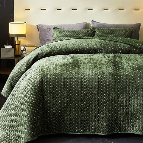 Powdion Velvet Quilt King Size, Oversized Bedspread Quilted Bedding Set, Luxurious Soft Coverlet Set Lightweight Velvet Comforter for All Season with 2 Pillow Shams, Army Green,Striped King Quilt Set Quilted Bedding, Oversized Quilt, Velvet Comforter, Velvet Bedding Sets, Striped Quilt, Velvet Quilt, Velvet Bed, Black Bedroom, Green Quilt